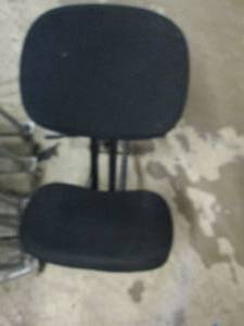 rolling chair ...
