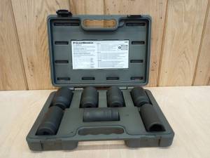 lot 7 image: 7 Piece Gear Wrench Axle Nut Set