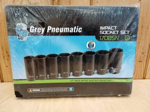 lot 8 image: Grey Pneumatic Impact Socket Set