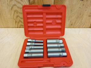 lot 34 image: Snap-On 9 Piece Deep Well Extractor Set