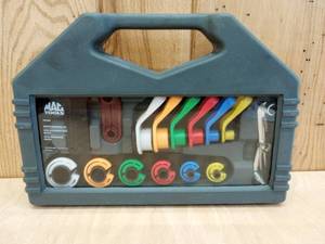 lot 39 image: MAC-Tools Master Disconnect Set