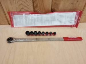 lot 42 image: Snap-On 9 Piece Fine Tooth Serpentine Belt Wrench Set