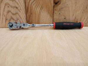 lot 61 image: Snap-On 38 Adjustable Head Ratchet