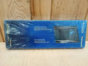 lot 72 image: Blue-Point 2 Piece Pliers Set 16 45 Degree Bent Nose and 16 Long Nose Pliers