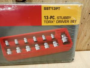 lot 79 image: MAC-Tools 13 Piece Stubby Torx Driver Set