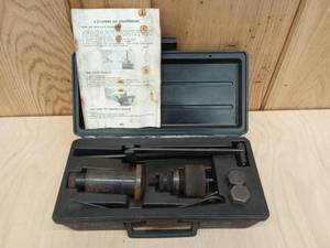 lot 85 image: GM 6 Cylinder Compressor Tool