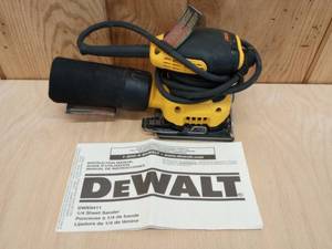 lot 97 image: DeWalt 14 Sheet Sander