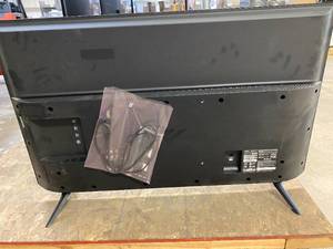 V405-H19 VIZIO V-Series� 40 Class (39.5 Diag.) 4K HDR Smart TV (TECHNICIAN TESTED LIKE-NEW)