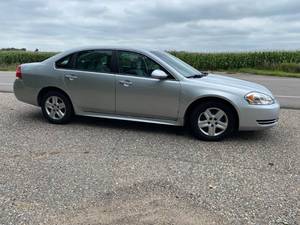 2010 CHEVY IMPALA LS