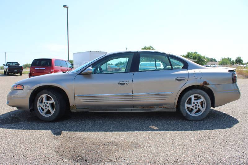 2004 Pontiac Bonneville SE