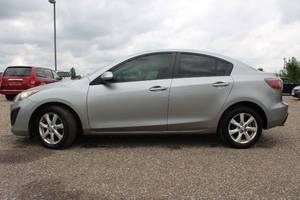 2010 Mazda Mazda3 i - 2 OWNERS