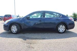 2011 Nissan Altima S - 2 OWNERS