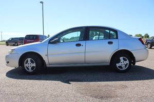2004 Saturn ION Level 1