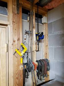 lot 251 image: C Clamps and Bar Clamps