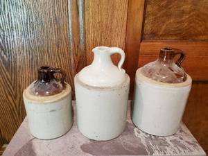 lot 267 image: 3 Stoneware Jugs