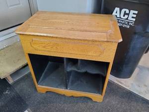 lot 152 image: Wood Cabinet