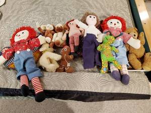 lot 219 image: Collection Of Kids ToysDolls