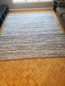 lot 49 image: Rug By West Elm