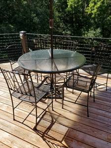 lot 93 image: Patio Table With Umbrella And Six Chairs