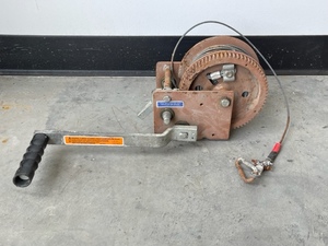 Crank Winch with Cable