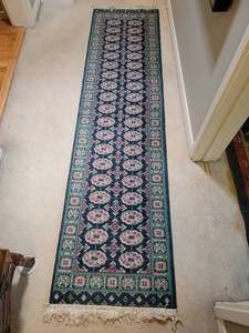 lot 81 image: Cairo Collection Area Rug Runner