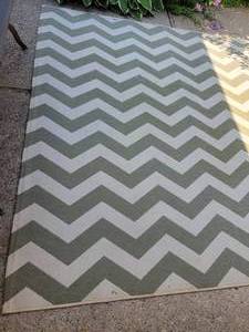 lot 41 image: Rugged Patio Rug