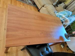 lot 93 image: Broad Cherry Office Desk & Chair