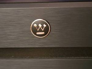 lot 124 image: Westinghouse 32 inch Television  VR-3290