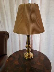 lot 42 image: Stiffel Brass Table Lamp