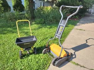lot 132 image: Mechanical Yard Care Kit
