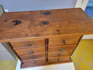 lot 53 image: Sweet Vintage Pine 8 Drawer Table Top Spice Cabinet