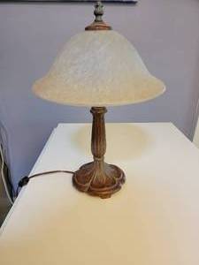 lot 117 image: Art Deco Inspired Frosted Shade Table Lamp