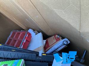 lot 23 image: 4x4x4 Gaylord Full of Wholesale Items