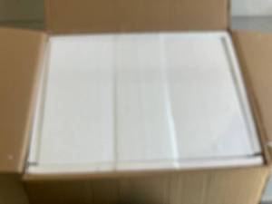 lot 42 image: Homecraft Furniture White Oval End Table