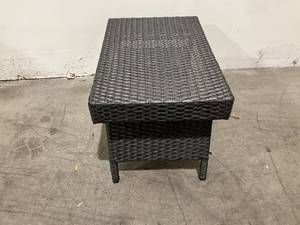 lot 75 image: Christopher Knight wicker patio end table