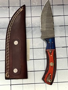 Damascus Steel Knife With Custom Handle & Leather Sheathe