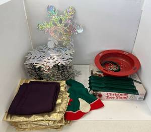 Large Group Of Christmas Dcor Including Holographic Stars And More