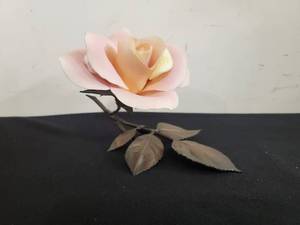 Boehm Elizabeth Of Glamis Flower Figurine