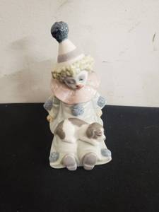 Lladro Puppy With Clown Figurine