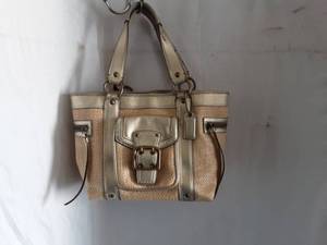 Coach XL Legacy Gold Trim Straw Bag 10L x 5D x 9H