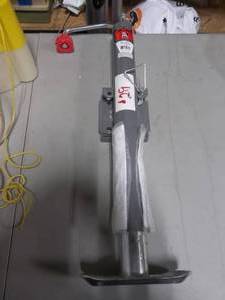 lot 23 image: Bull Dog Trailer Jack Static 3000 Lbs. Lift 2000 Lbs.