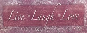 lot 39 image: Live, Laugh, Love Decor