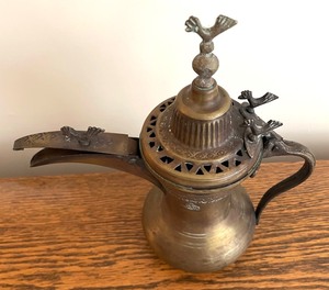 lot 63 image: Vintage Brass Pot