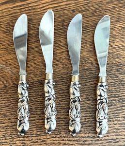 lot 70 image: Silver Sensations