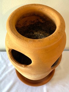 lot 104 image: Terrific Terra Cotta Planter