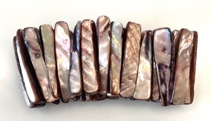 lot 114 image: 4 Beautiful Bracelets