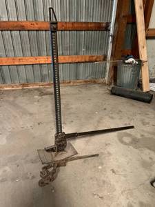 Hi-Lift Jack & Chain Binder