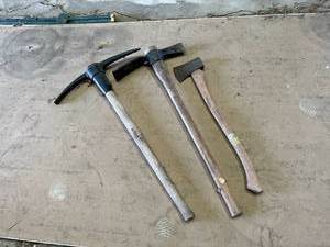 Pickaxe & Axe
