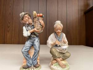 Farming Couple Porcelain Figurine Set