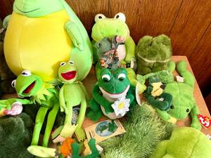 HUGE Lot of Collectible Plush Frogs